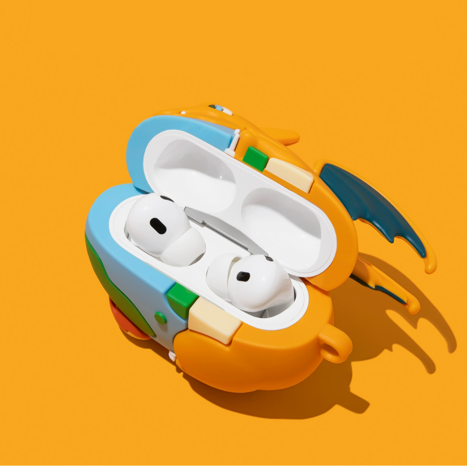Charizard Toss AirPods Kılıfı